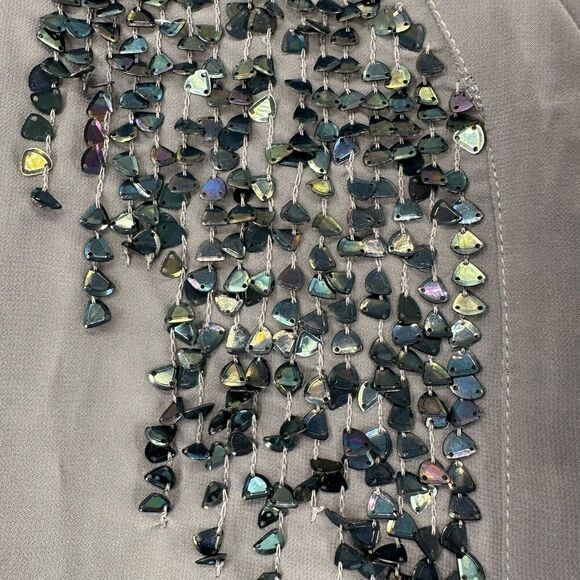 Chicos Top Gray V Neck Button Up Iridescent Sequin Embellished Size 0 US Small - Picture 5 of 9